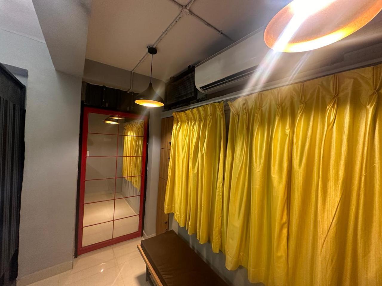 Travotale Hostel And Cowork Koregaonpark Pune Exteriör bild